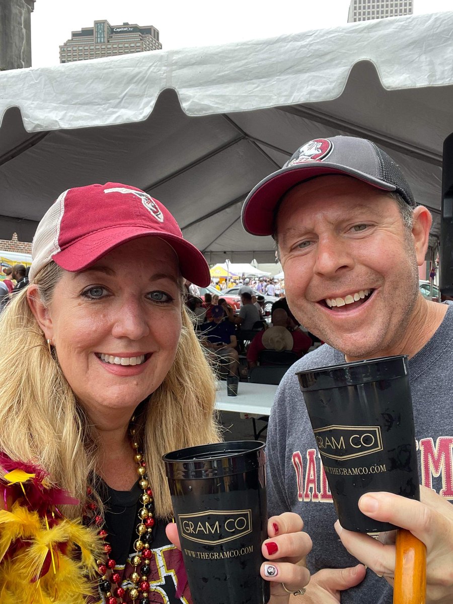 The_GramCo's tweet photo. Game Dayz are better with GramCo. Whether it's the pregame tailgate, the game time gummies, or celebratory smoke after a win, we have you covered. What's your favorite way to celebrate a W?
#GramCo #GameDay #GameDayz #CFB #CollegeFootball #football #canna #hemp #floridahemp https://t.co/akXBAcht9G