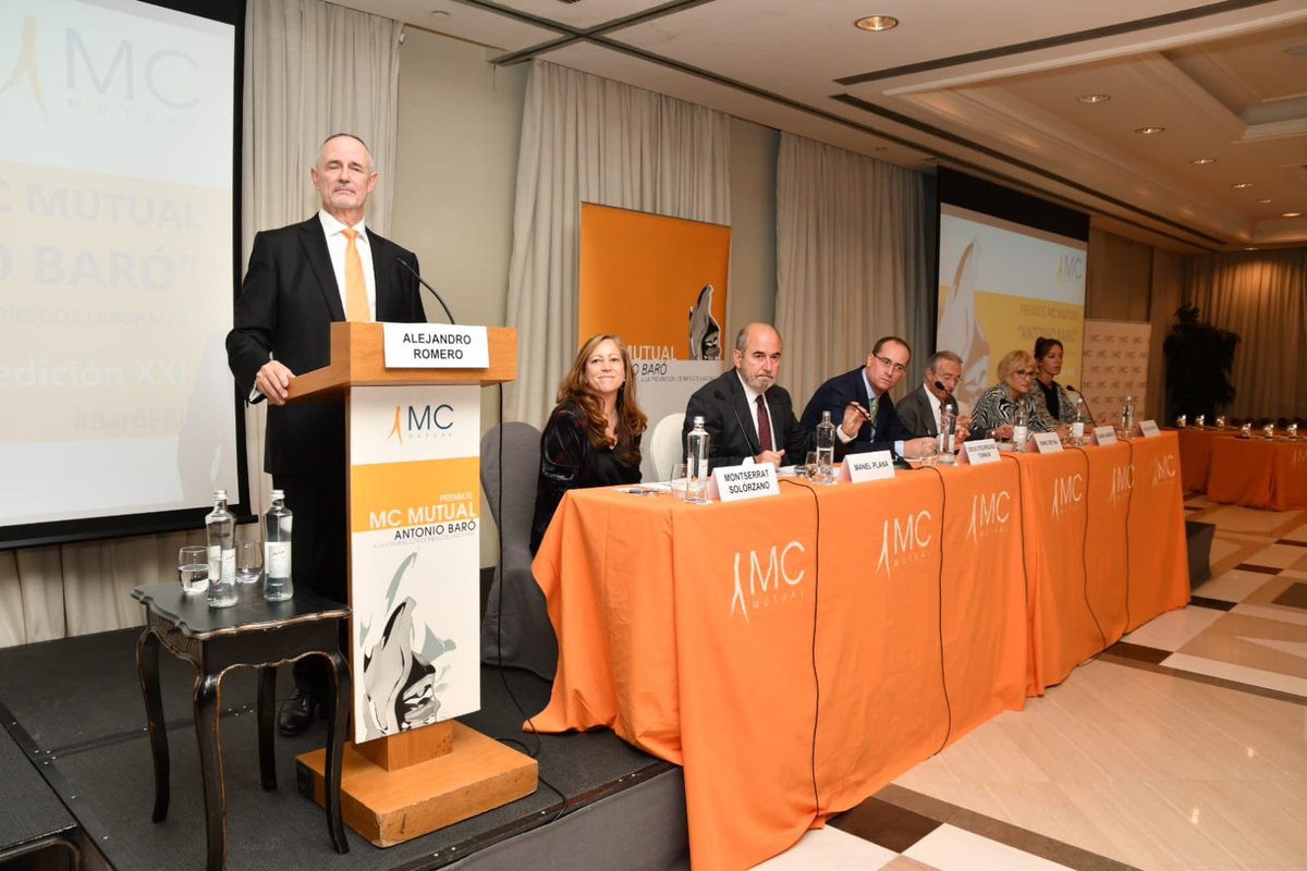 aromeromiron's tweet photo. Hoy, en la XXI edición de los Premios @MCMUTUAL “Antonio Baró”, hemos premiado a empresas que cada día trabajan para proteger la seguridad y la salud de las personas en el ámbito laboral. Empresas que, día a día, demuestran su compromiso con la #PRL ¡Felicidades! #BaróPRL https://t.co/JGDGEyV41B