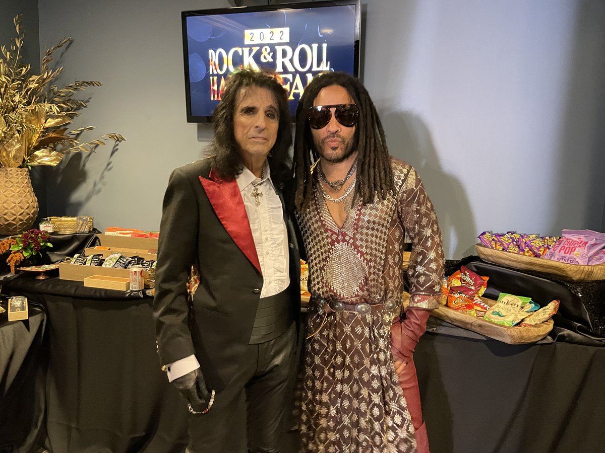 Alice Cooper tweet media