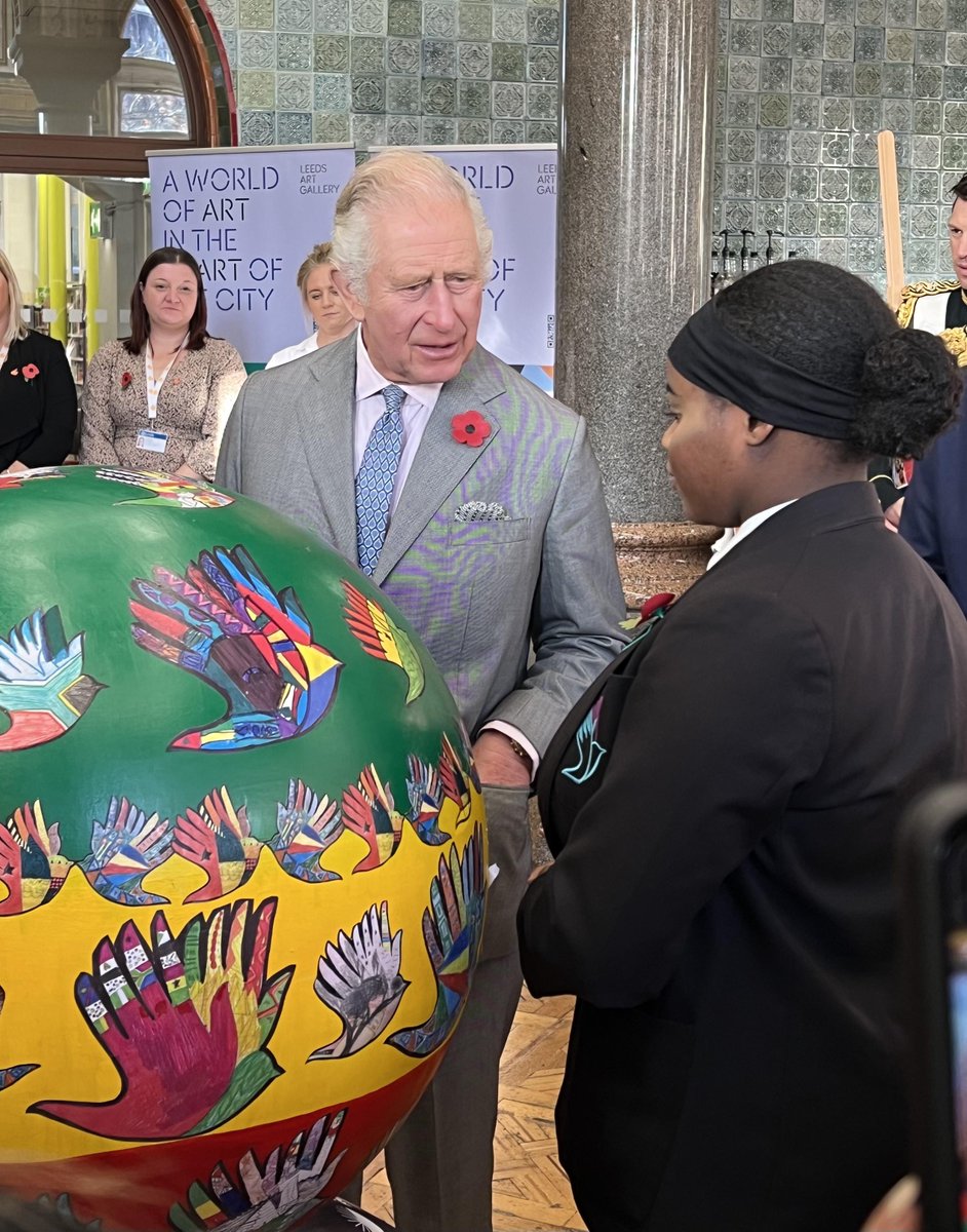 bishopyoungce's tweet photo. King Charles III admired the art work and poetry submissions of our young students as part of @TWR_org #RoyalVisit #LeedsArtGallery #Proud https://t.co/9U1ZEblCKT
