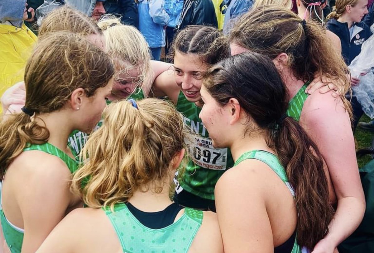 BellaDomier's tweet photo. Love these girls, thank you for a great season! #GCXC #IHSAXC22 https://t.co/8wnz6on6qU