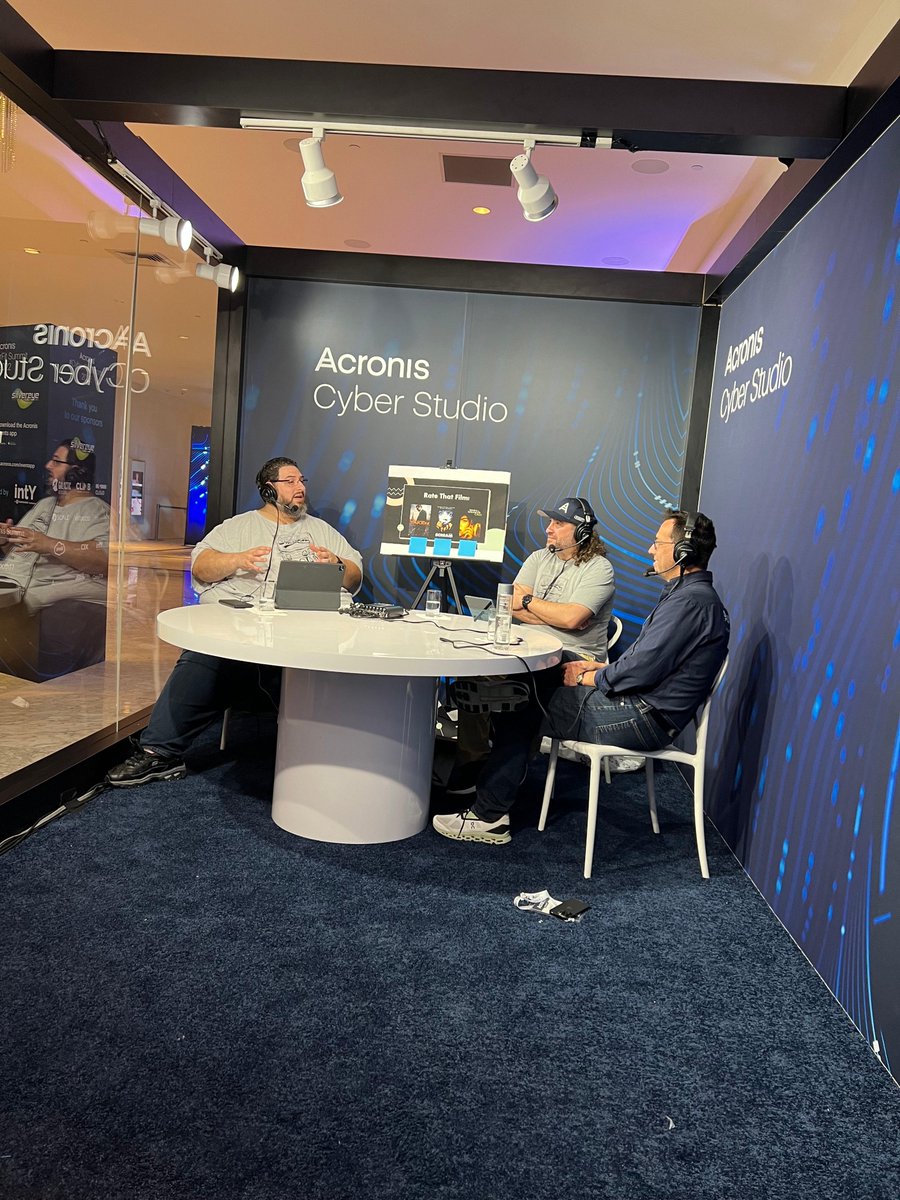 oitvoip's tweet photo. Day 1 of #TheTechBar at the Acronis #CyberFit Summit 2022 = Success β
Catch us live again from the #Acronis Cyber Studio today at 5:20 pm ET for Day 2! π»
#OITVOIP #OITFamily #OIT #TechBar https://t.co/FkaajZU6VW