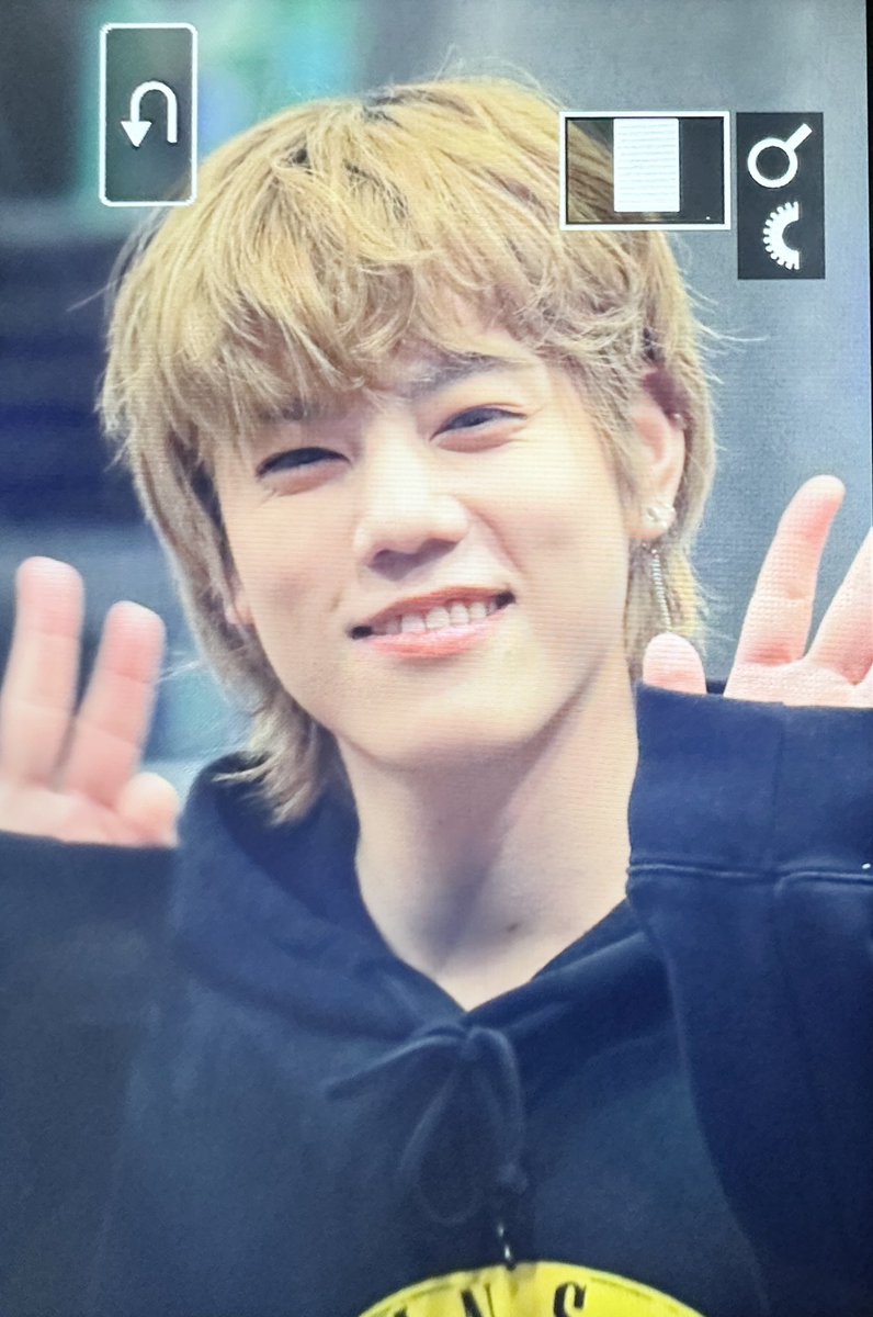 HyubGu's tweet photo. 221109 비키라 

#엔플라잉 #차훈 #Nflyjng #chahun https://t.co/92qWoWcXVb