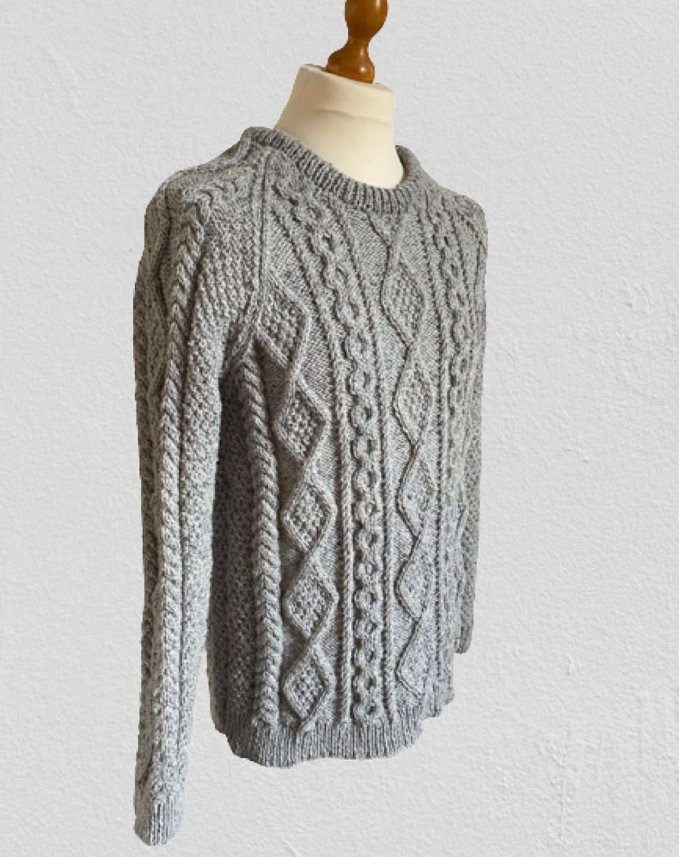 ScotKnitter's tweet photo. Listed today https://t.co/mv0ObTe0Cx
Hand Knitted Pure Scottish Aran Wool Cable Pattern Neutral Gender Jumper in Light grey with Darker Grey flecks running through the length of the yarn Chest size 40-42" (102-107 cms)
#UKMakers #atsocialmedia #tweetuk #MHSSBD #QueenOf #Gift https://t.co/nOwE1dalV8