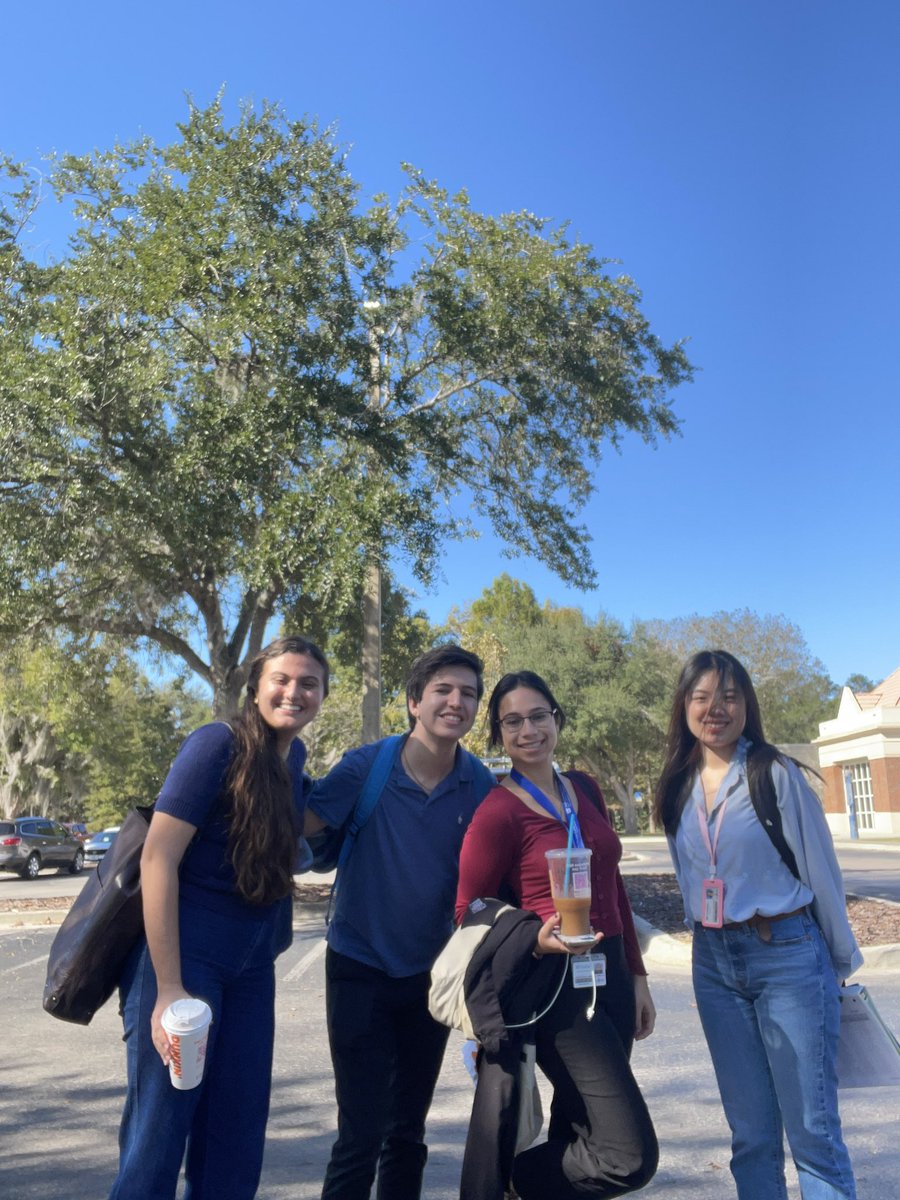 casey_gab's tweet image. Another successful day of data collection with @BiC4Behavior ! #BESTinCLASS
