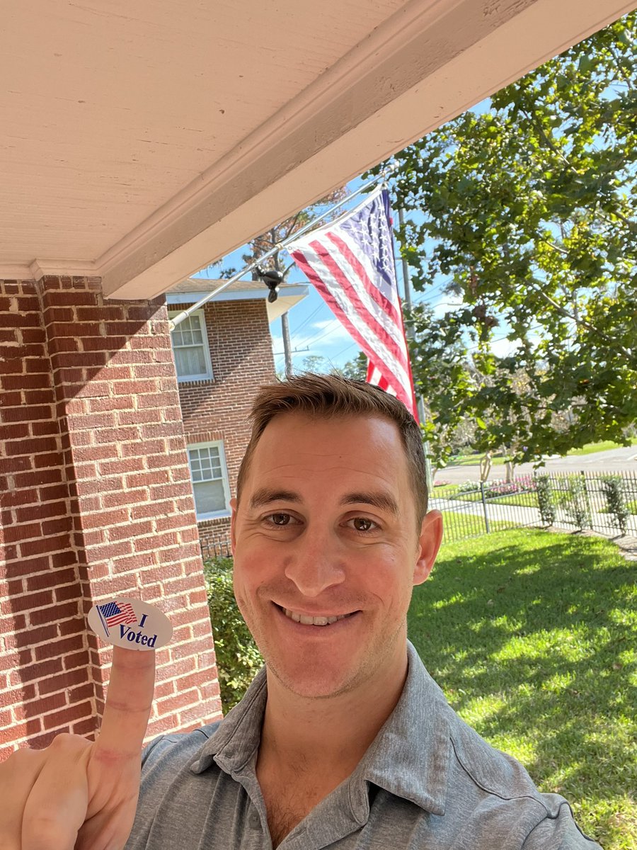 jimmyforjax's tweet photo. Please go and vote TODAY! Democracy only works if you participate #vote #jaxpol https://t.co/t3A2Vgm0RS