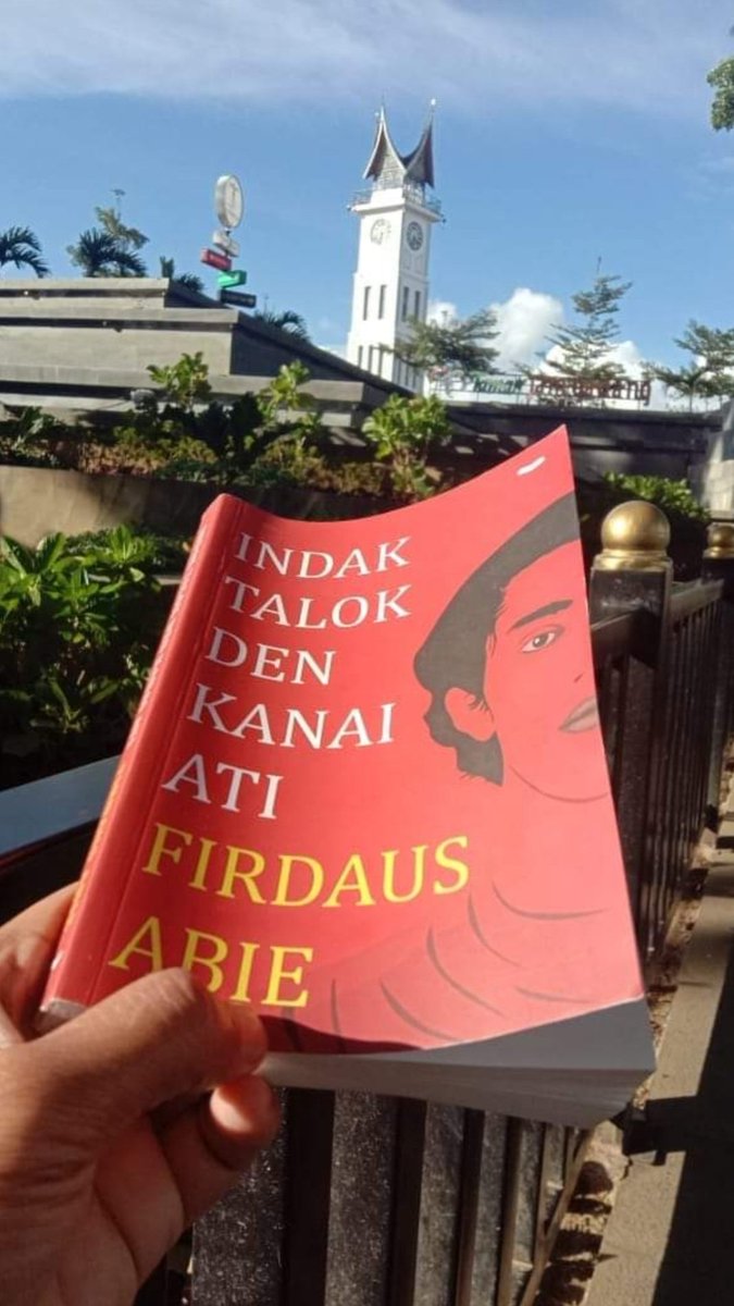firdausabie's tweet photo. Sebuah novel berbahasa Minang https://t.co/hwKfxzk2gV