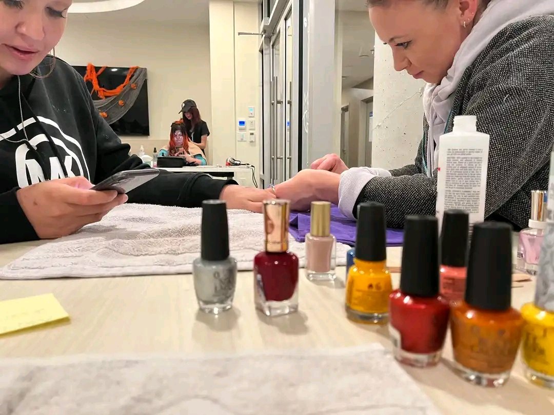 Just a week ago we were bringing Halloween festivities to some of the women &amp; children in the DTES &amp; now looking ahead to Xmas