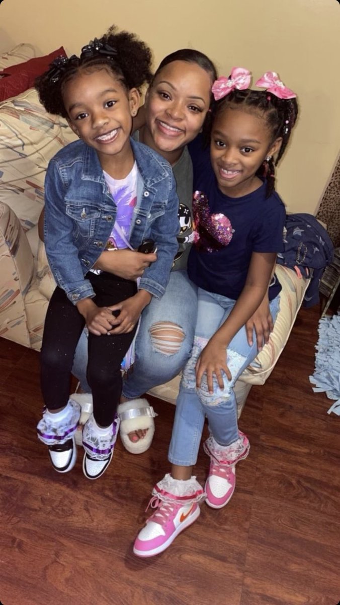 Looks like Angel and her beautiful daughters were reunited 💓💗💖💞💕💝💘