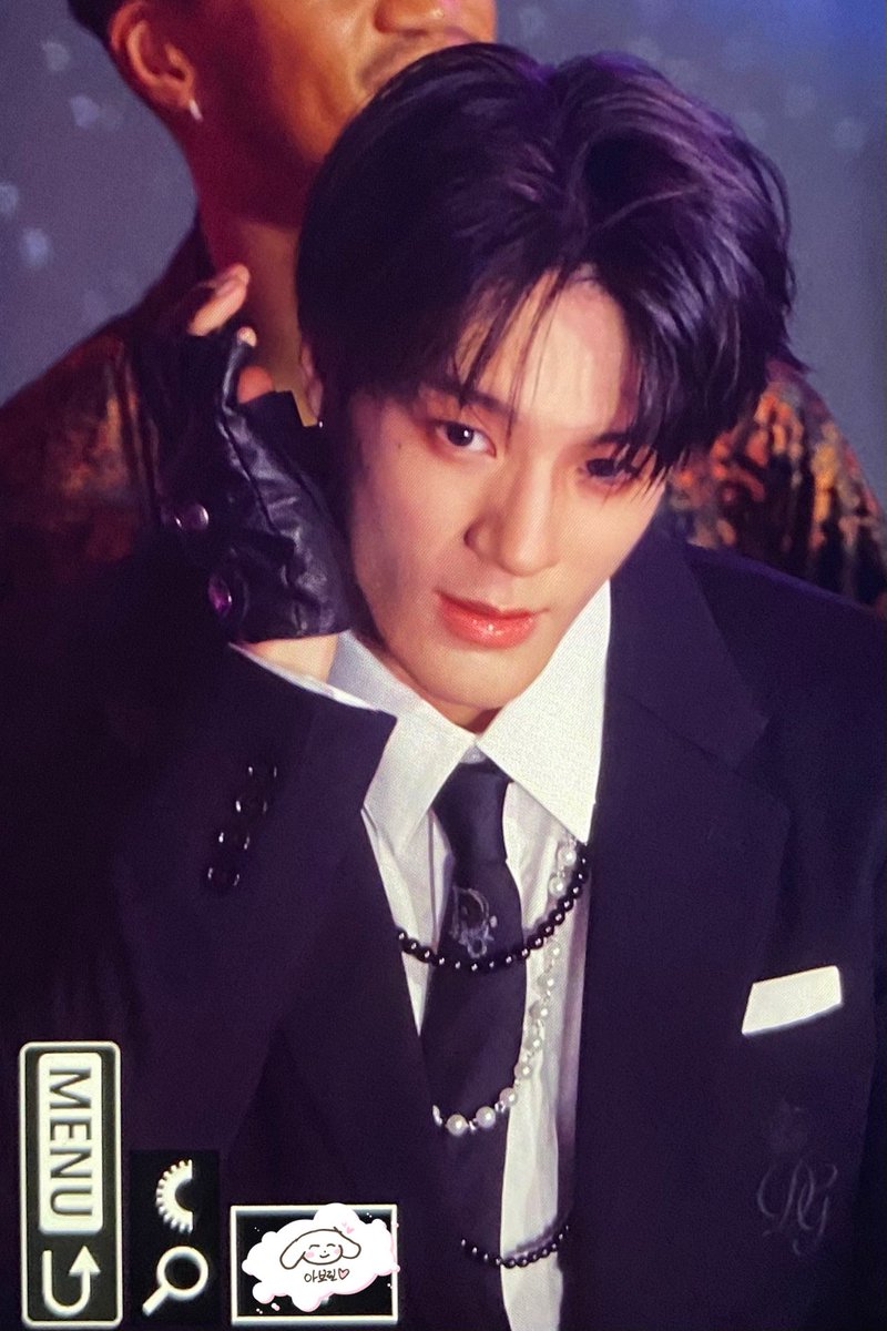 아브릴🌱 tweet media