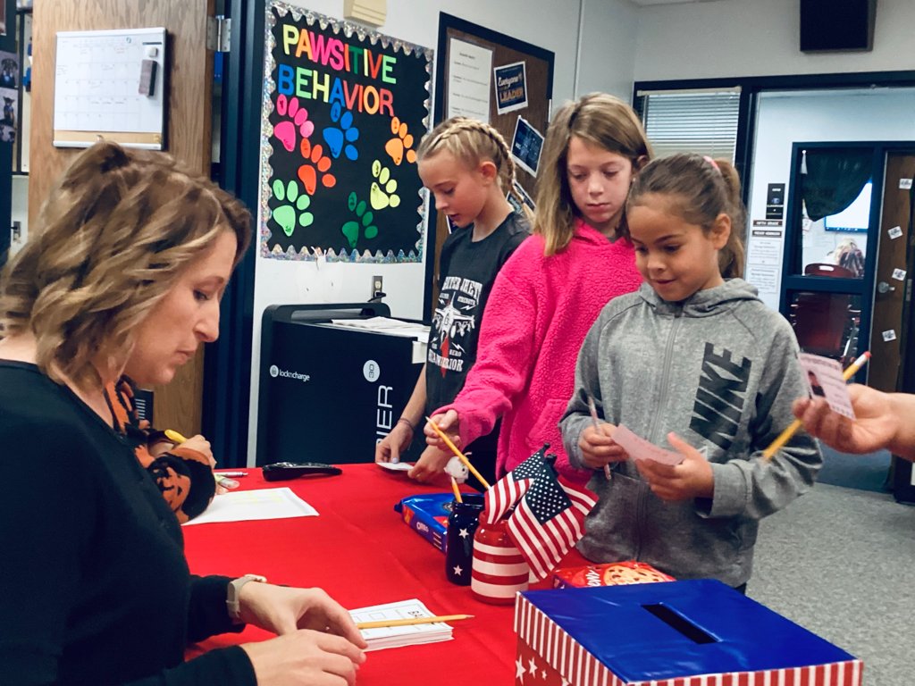 PlymellGC's tweet photo. It is Election Day 2022, and our Panthers are learning about the importance of voting and are making the tough choice between Chewy Chips Ahoy and Oreo... Stay tuned for results! https://t.co/duyXCfwnTH