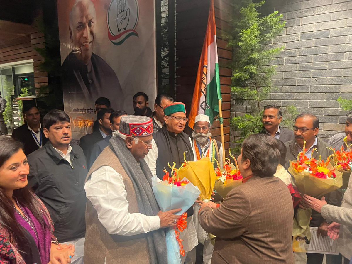 Ashok Gehlot on Twitter "शिमला में कांग्रेस राष्ट्रीय अध्यक्ष श्री