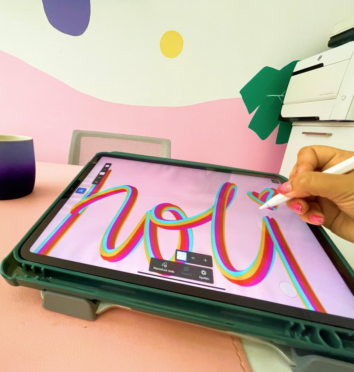 luzgga_'s tweet photo. Mañana l@s espero en la página oficial de @AdobeLat  en #Facebook para enseñarles trucos de lettering e ilustración digital ✌🏻🎨 https://t.co/Xu1WQulAjg