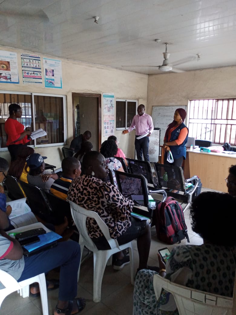 Luchi _Gloria tweet media