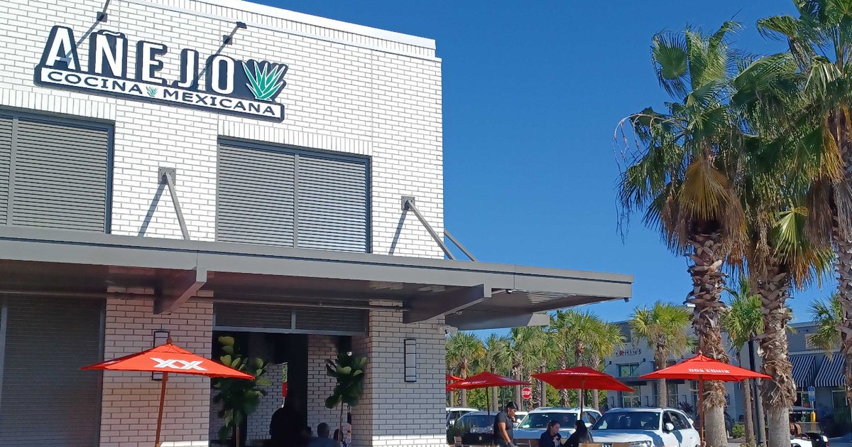 NocateeHomes's tweet image. Have you checked out Nocatee's newest restaurant?! 🍽️💃 Stop by Anejo Cocina Mexicana for lunch, dinner or happy hour! hubs.li/Q01rf4tN0 #DiningNotes #NocateeTownCenter