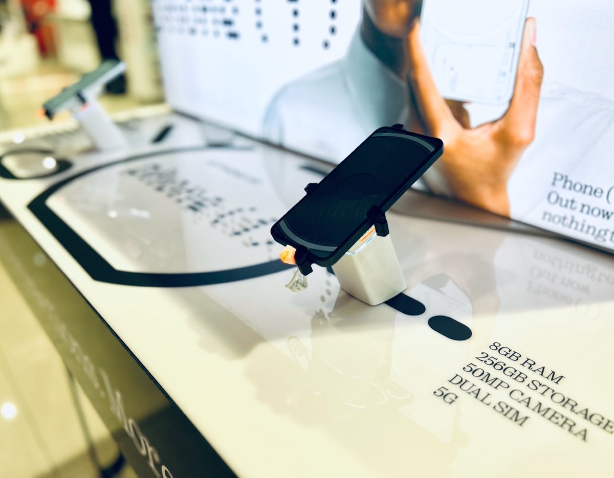 nothingtechza's tweet photo. Come and see what all the hype is about with the Nothing Phone (1) at Vodaworld. With just a swipe of your finger, the Phone (1) will exceed your expectations. 🦜 

#nothing #nothingtech #phone1 #android #smartphone #glyphinterface #vodaworld #onshow #display https://t.co/rjhxmBFTcx