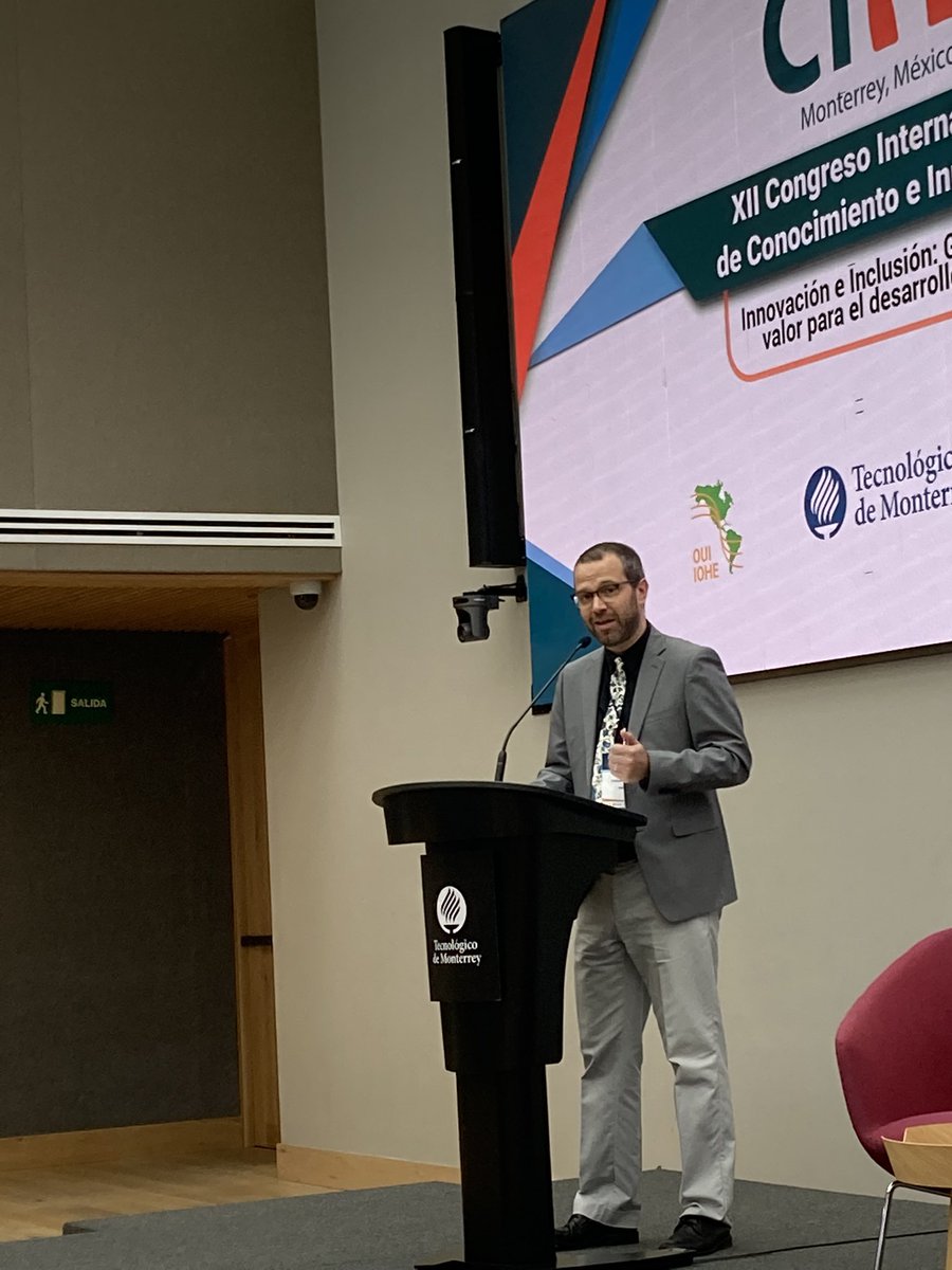 Luis_SotoQC's tweet photo. Desde la @QuebecMX tuvimos el gusto de participar en la primera jornada de @congresociki  #CIKI2022 importante congreso en innovación co organizado por @ouiiohe , que tiene su sede en #Montreal y la universidad anfitriona @TECcampusMTY además visitamos @i2t2nl @CIDESI_CONACYT https://t.co/mysaMgUpsF
