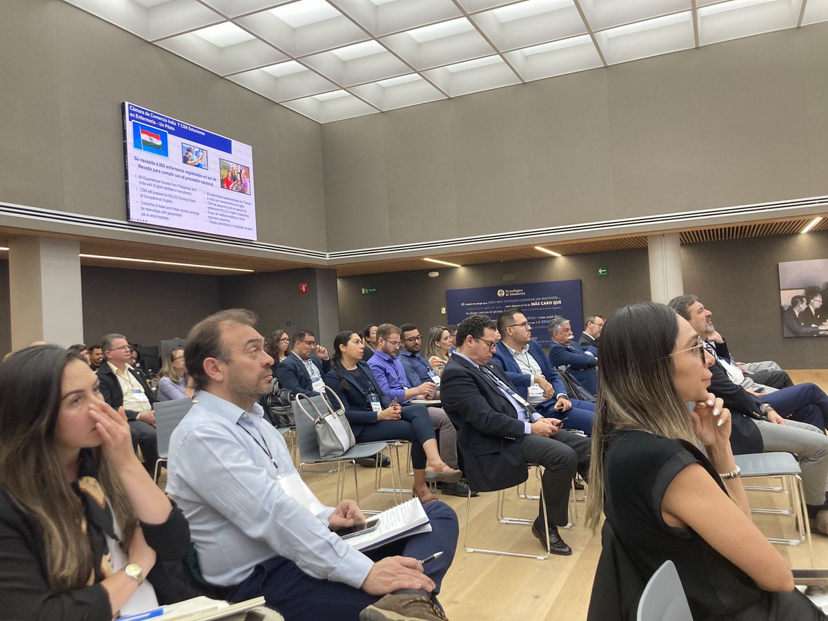 Luis_SotoQC's tweet photo. Desde la @QuebecMX tuvimos el gusto de participar en la primera jornada de @congresociki  #CIKI2022 importante congreso en innovación co organizado por @ouiiohe , que tiene su sede en #Montreal y la universidad anfitriona @TECcampusMTY además visitamos @i2t2nl @CIDESI_CONACYT https://t.co/mysaMgUpsF
