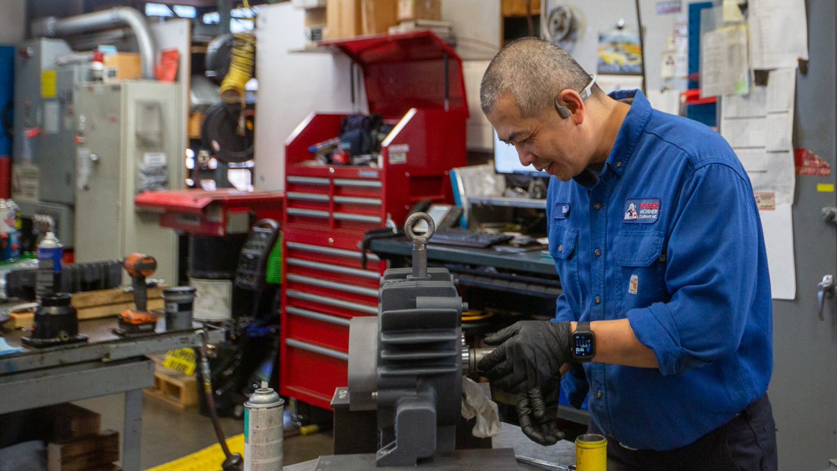 RogersMachinery's tweet photo. Compressed air is a necessity, that’s why you need to know you will get the support you need whenever you need it.

Call us 24/7 for your troubleshooting and repairs, or to schedule routine maintenance on your compressed air system.  Contact us here: https://t.co/e5a2ROnsTw https://t.co/c12RFgHdcX