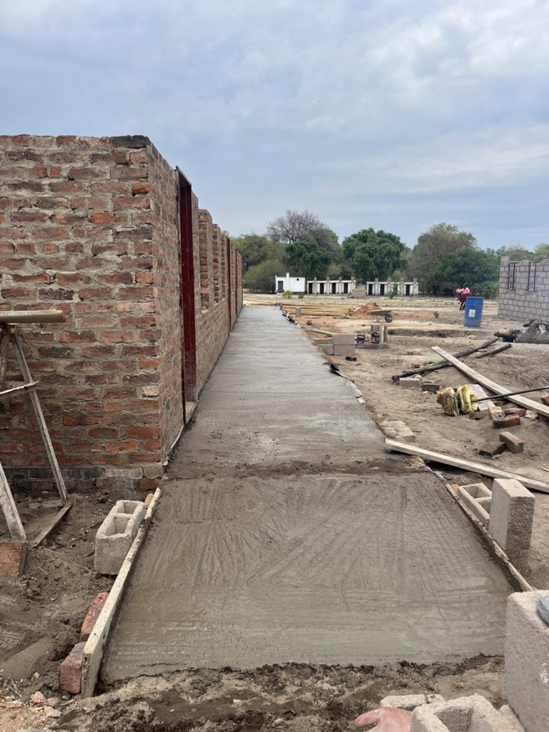 DAY 14: we worked through the weekend and we’re thru with the ring beam. Roofing by next week. These learners can't wait to move from under the tree to a proper classroom. The project is being done by <a href="/CitizInitiative/">Citizens Initiative</a> funded by IOM Washington in partnership with <a href="/IOMZimbabwe/">IOM Zimbabwe</a>
