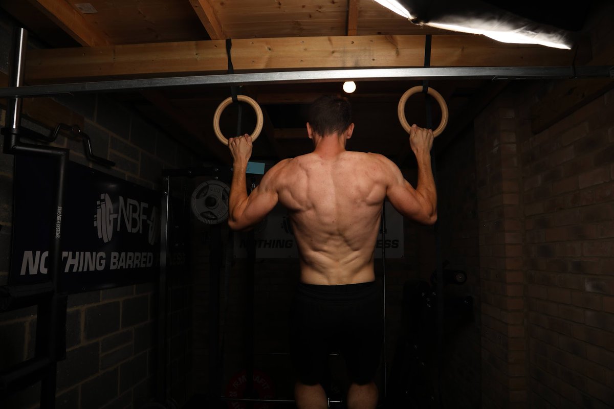 Rob_FitLegacy's tweet photo. How to gain at least 20 lbs of muscle from home with just 6 exercises.
  
(30 minute weekly routine) https://t.co/GqV1n9SHPg
