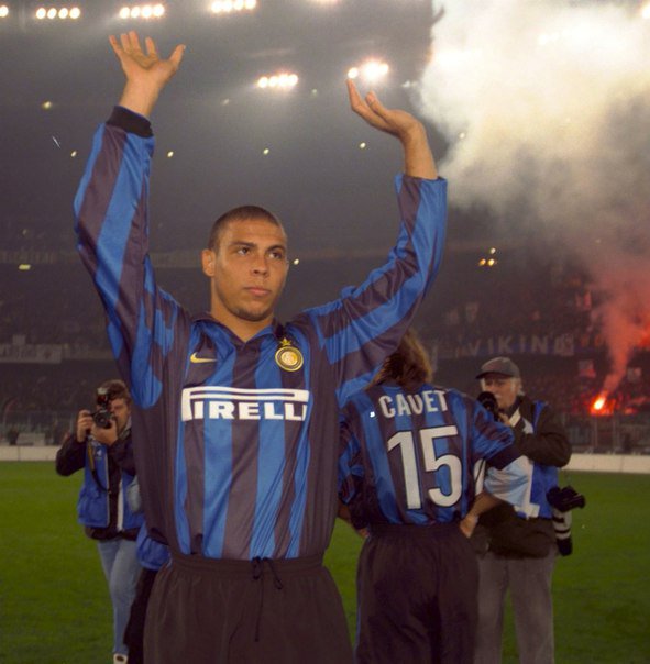 90sfootball's tweet image. The Phenomenon.