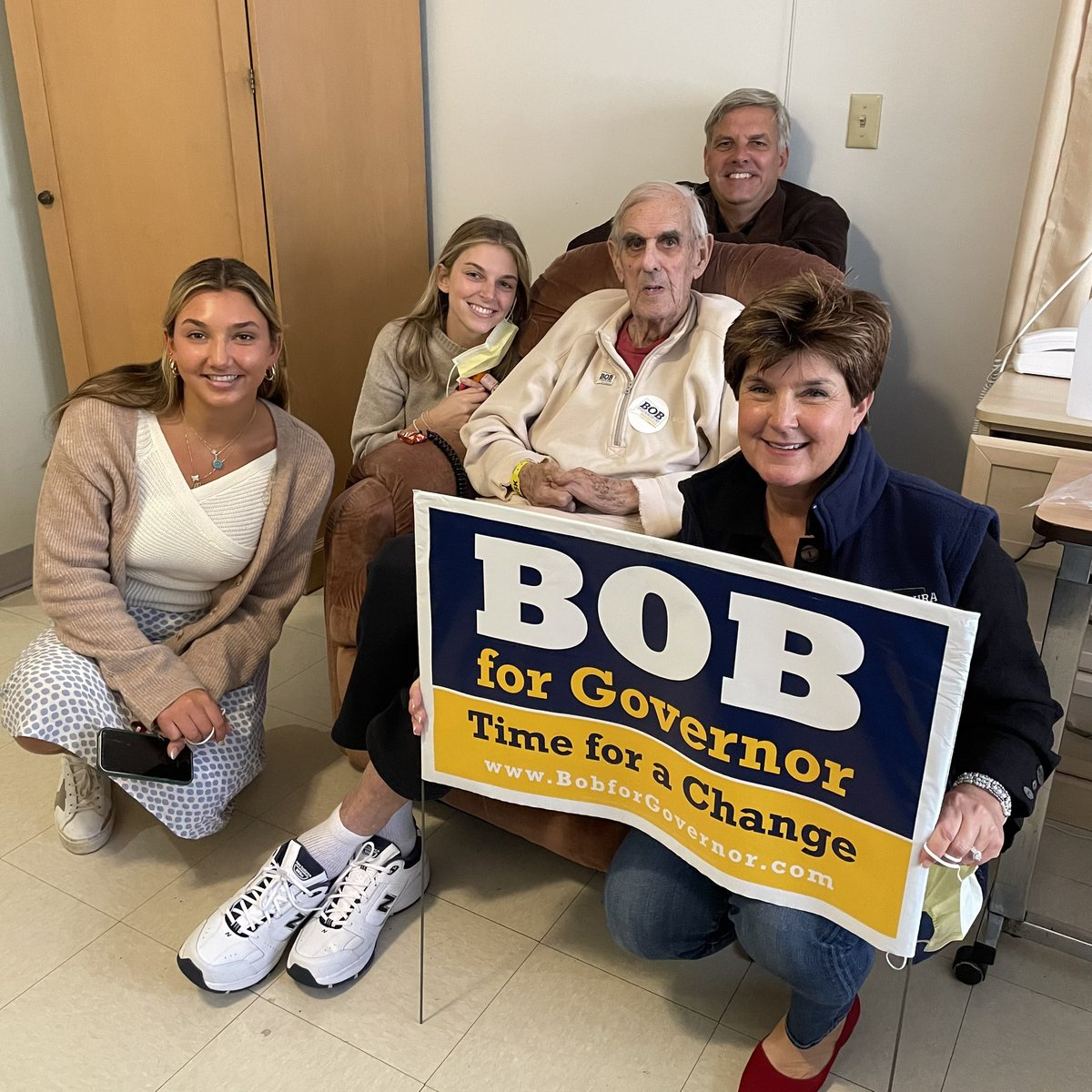 The Stefanowskis voted today. Have you? 

Make a plan to vote by 8:00 PM 🗳️ 

Find your local polling location here &gt;&gt;&gt; govote.gop/mxexe
