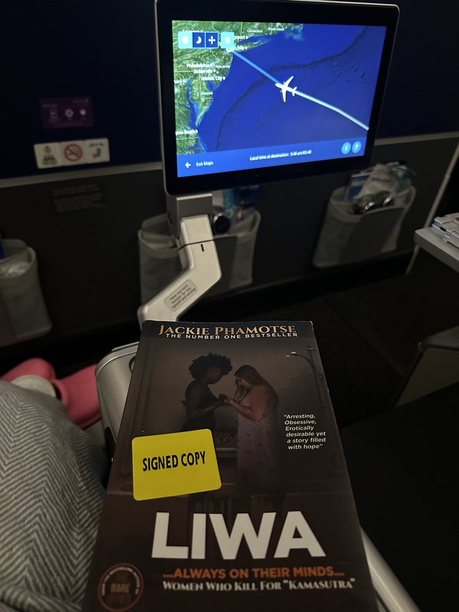 before_self's tweet photo. #barenation I am in possession of a signed copy by @JackiePhamotse and Iβm excited to get through this series finally #unitedclub #unitedAIRLINES #travelphotography https://t.co/Sd4kNOz9jQ