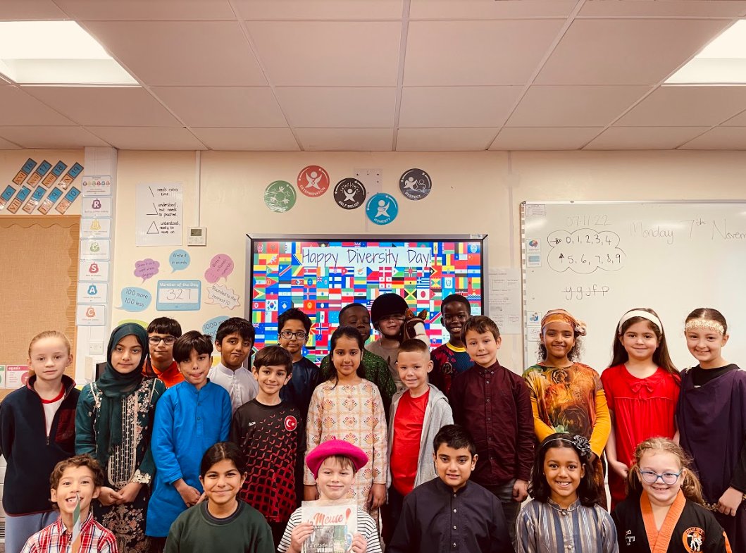 HillboroughJun1's tweet photo. Year 4 have had an incredible time celebrating our annual Diversity Day. The children have loved sharing presentations on their cultures, their countries, their stories and (of course) their food! #diversityisourstrength #HJSFamily #Respect https://t.co/Qv6PpSl7Si