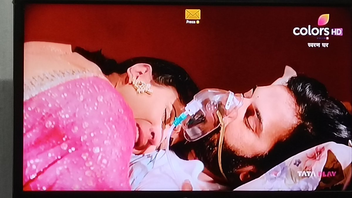 DDSMySoul's tweet photo. #Swajit moment🥺 💕
We meant for eachother no matter how far we are from each other but our heart always knows the correct destination.
#SwaranGhar #Swaran #Ajit
@sangitara2341 @ActorAjaySingh https://t.co/SuuTBWOAQY