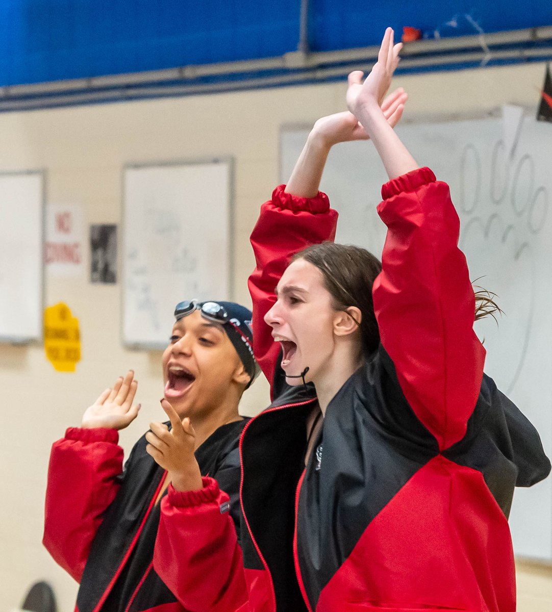 Pomperaug girls swim and dive claims exciting SWC championship victory dlvr.it/ScRNjx