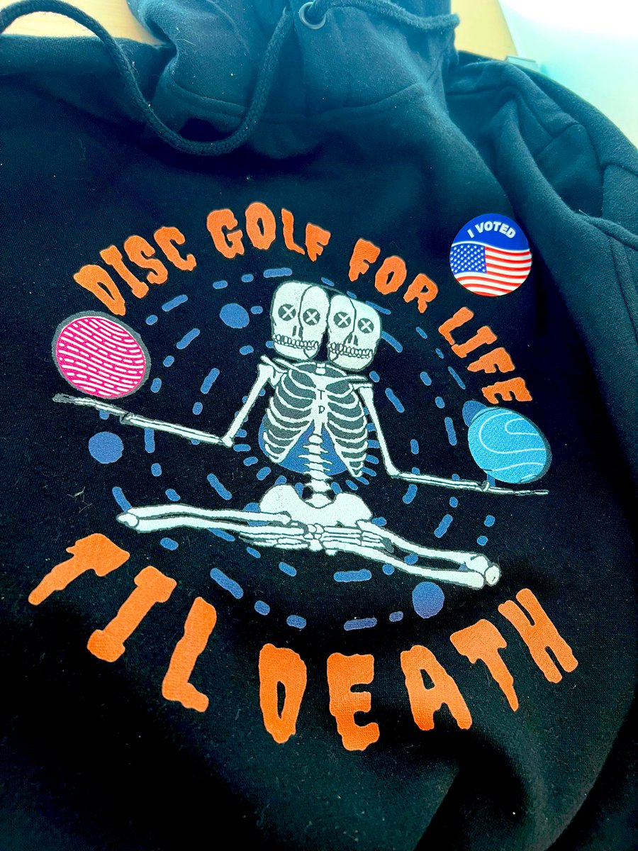 Been busy these last few weeks but you best believe I’m rocking this bad boy a few days a week. Not gonna lie this is my favorite Til Death piece I got at the moment. 💀 Hope you all are well. I look forward to having more time freed up so I can focus back on TD and disc golf!