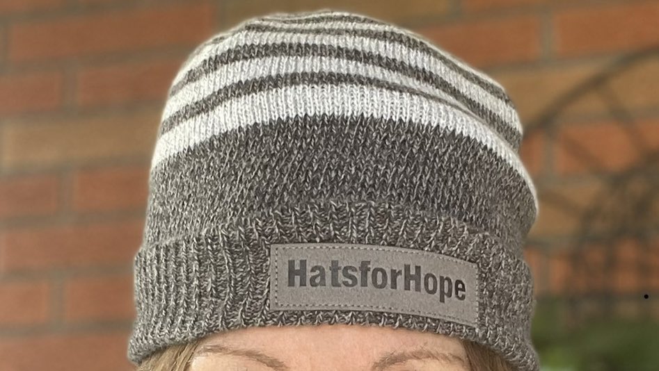 CLMastrandrea's tweet photo. Now is the time to keep warm ❄️❄️ #TwinAToque⛷⛷#SherkTwins  Hats For Hope! Hope through research Hope through support Hope for a cure @SherkTwin @MjChicoski #3SistersPaddleForHope https://t.co/XfDUB73SJZ