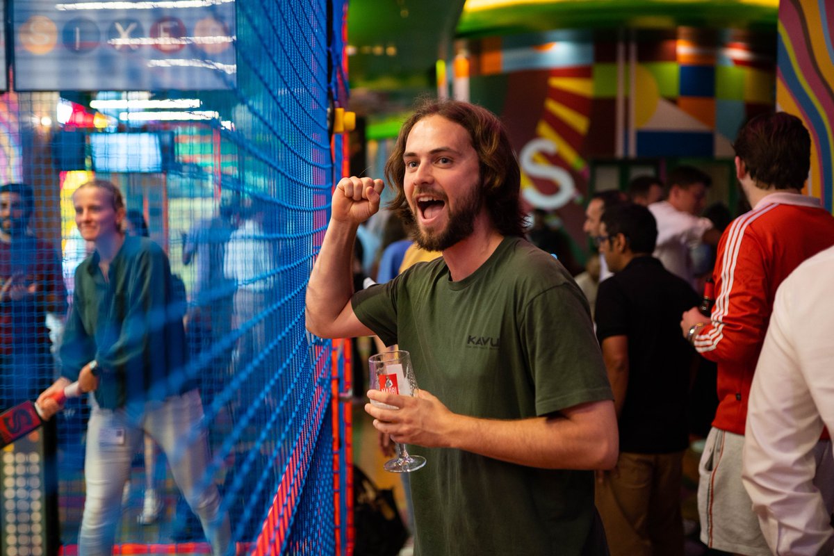 sixescricketuk's tweet image. WIN the Ultimate #T20WorldCup Final Breakfast at Sixes! 

🏏 Free 1 hour batting net
🍻 Bacon sandwiches and complimentary drinks on arrival for you and 5 friends

RT this tweet and reply with which Sixes venue you'd like to visit! 

Winners chosen at random at 6pm tomorrow 👀