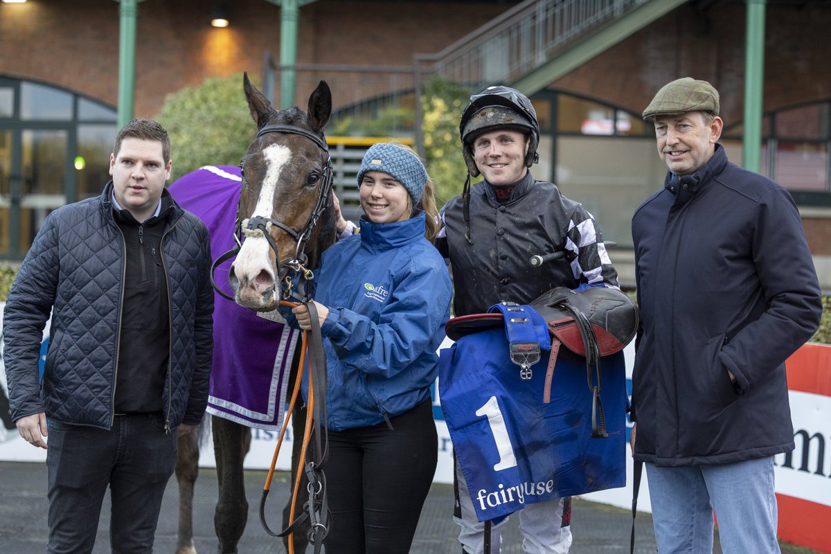 🐎 Result of the eight race the <a href="/BarOneRacing/">Bar One Racing</a> Winter Fedtival Handicap Hurdle

🐎 15:52 <a href="/Fairyhouse/">FairyhouseRacecourse</a>

🥇 Sweet Will 9/4
🥈 Dr Val 16/1
🥉 Drimsree Lad 125/1
4️⃣ Fainche 8/1

⭐️A Win for <a href="/gavincromwell1/">GavinCromwell Racing</a> and Kieren Buckley