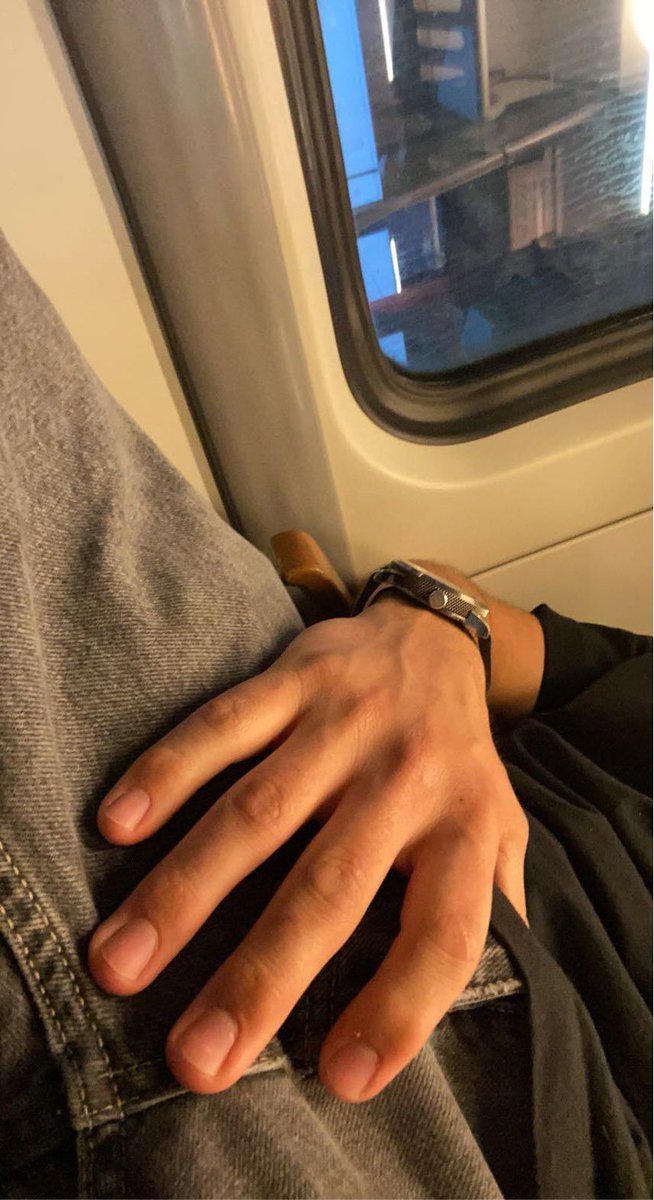 Bin wieder zurück😉 ich warte auf DM‘s😏