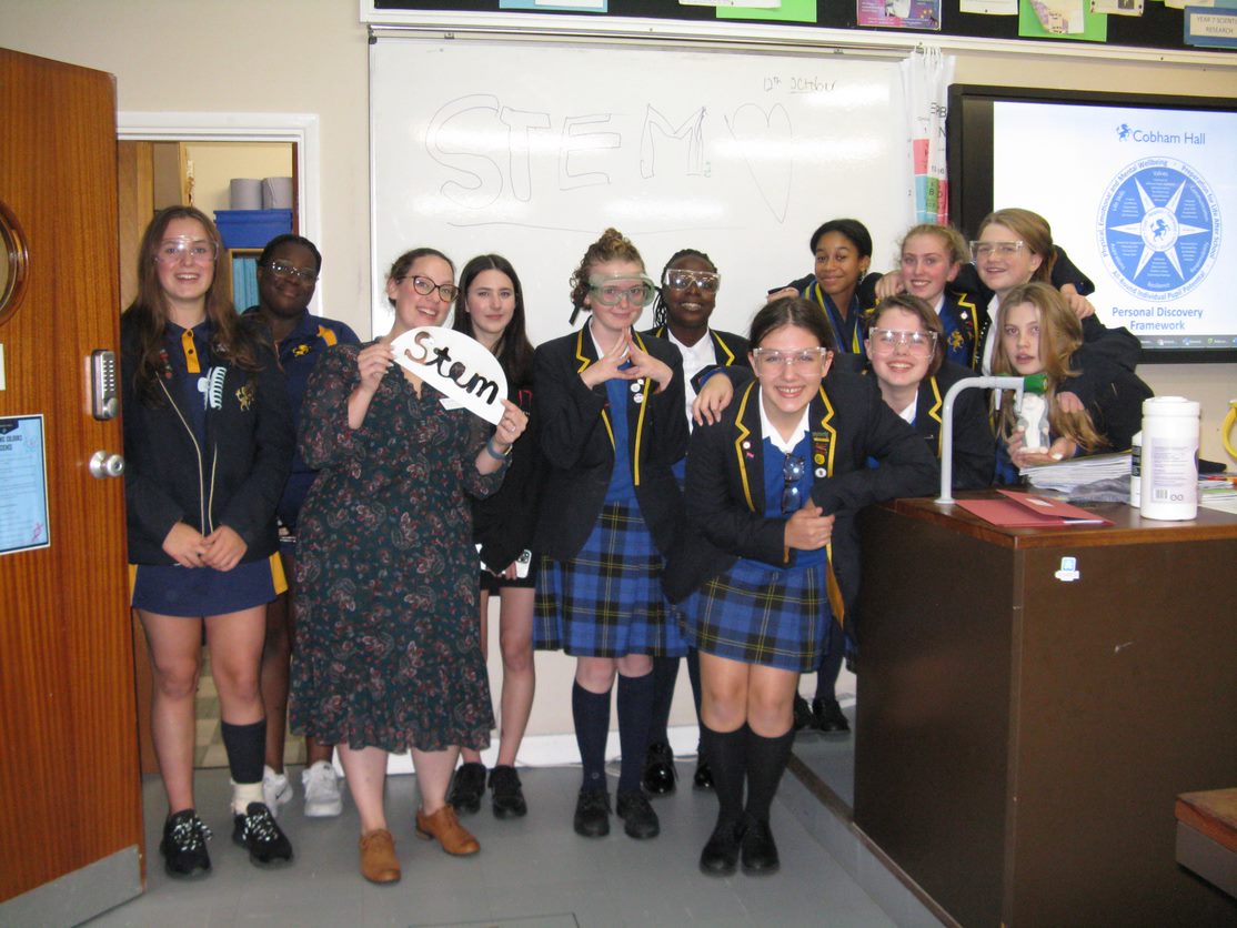 CobhamHall's tweet photo. Over the past few weeks, students in STEM club have undertaken some exciting explorations. They investigated density using a non-Newtonian fluid, made snakes emerge from sand, practised their fire-writing skills and even watched Ms Ryder turn wine into water!

#CobhamHall https://t.co/H2dRmZmZGA