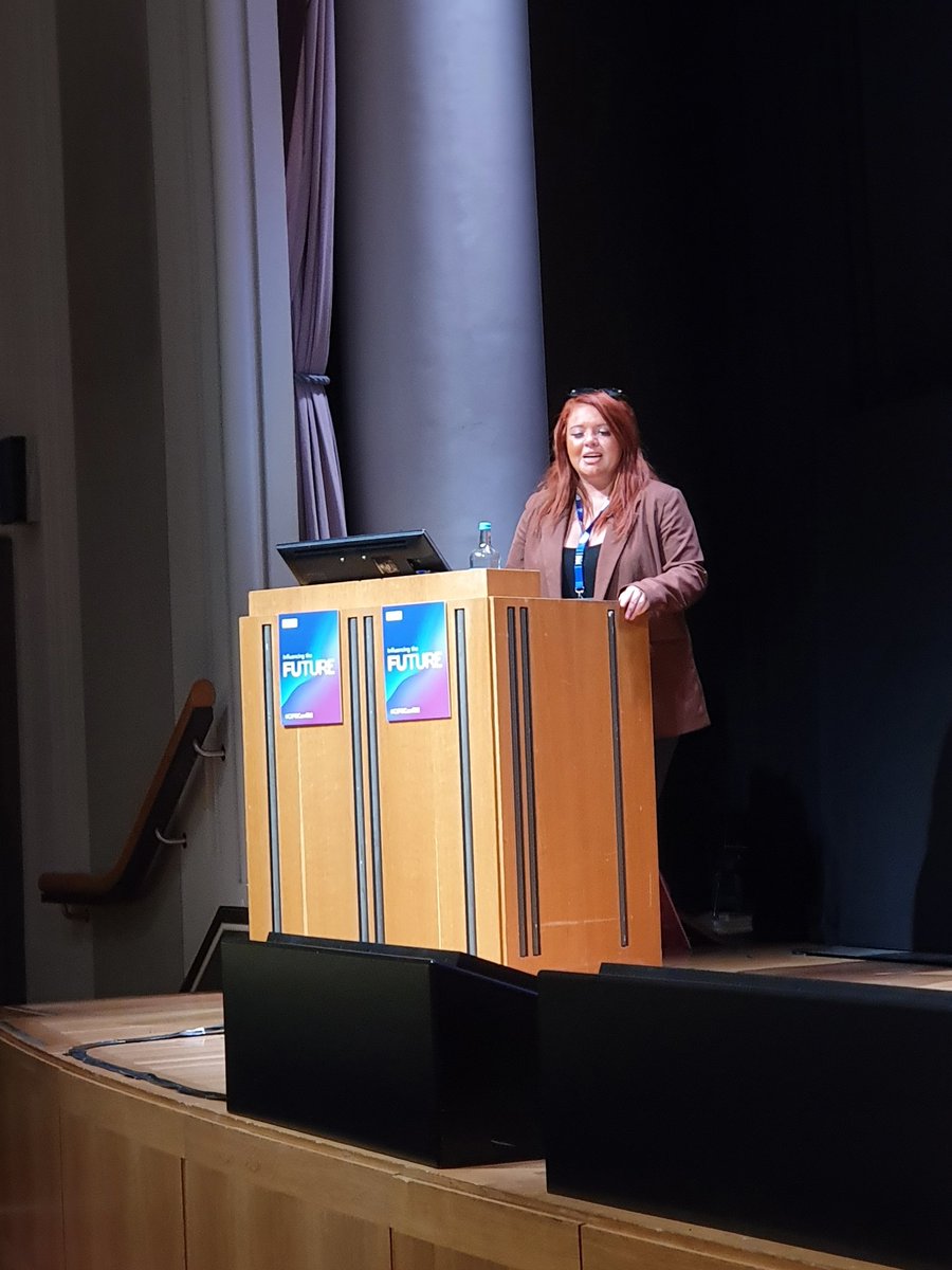 AimeePostle's tweet photo. Finishing off the #ciprconf22 with the amazing @CarrieRosePR - here to challenge thinking and share founder stories. Plus some interesting search trends! https://t.co/FVfprhpkUq