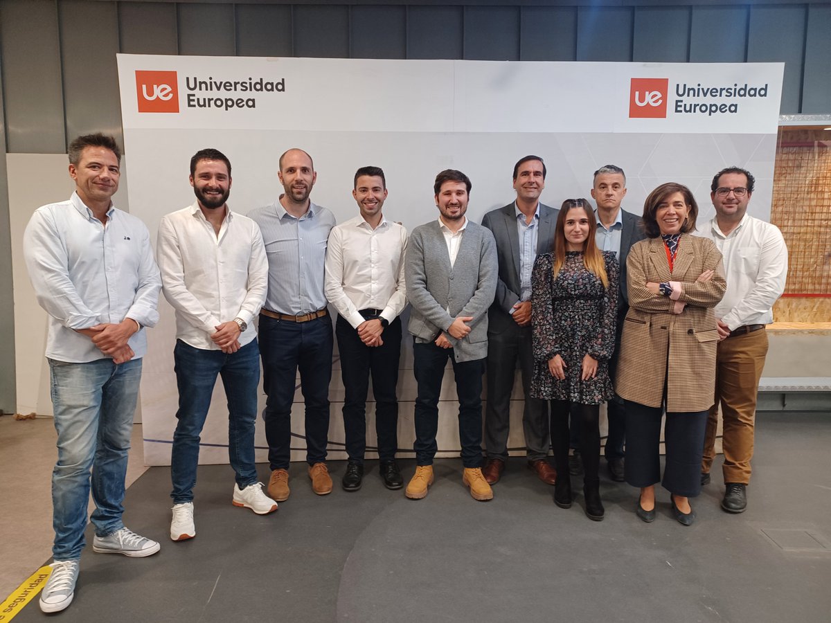 Álvaro Fernández Luna tweet media