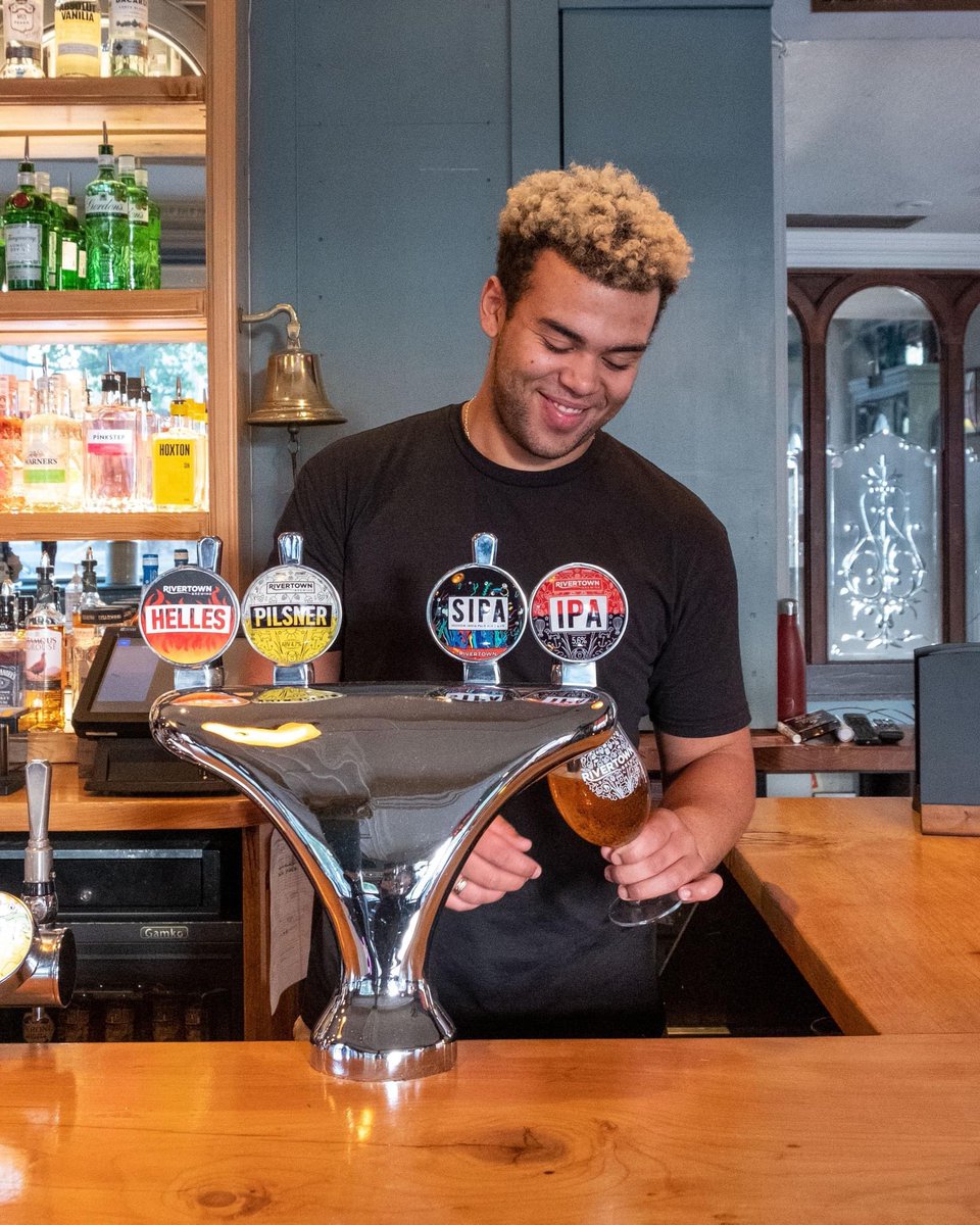 A line up of line ups.. 💪 

What would be your go to of these tasty af beers?! For me it’s always a crisp Pilsner! 🍻
.
.
#rivertown #beer #lager #london #tap #whitechapel #whitehart