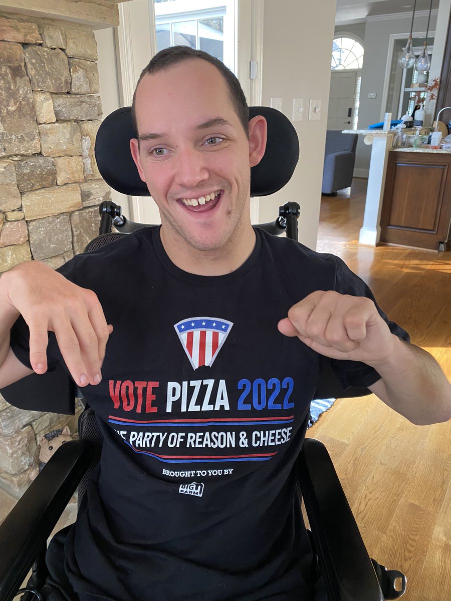 Vote Pizza!!!  🙌🏻🙌🏻😂
<a href="/ChefGruel/">Chef Andrew Gruel</a> <a href="/BigParm4/">Big Parm</a>
