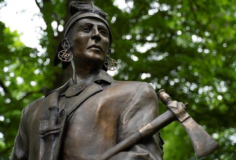November 8 is National Indigenous Veterans Day, a time to honour the contributions of First Nations, Inuit, and Métis veterans and those who continue to serve. 

Visit the Landscape of Nations Memorial dedicated to the Indigenous allies in the Battle of Queenston Heights.