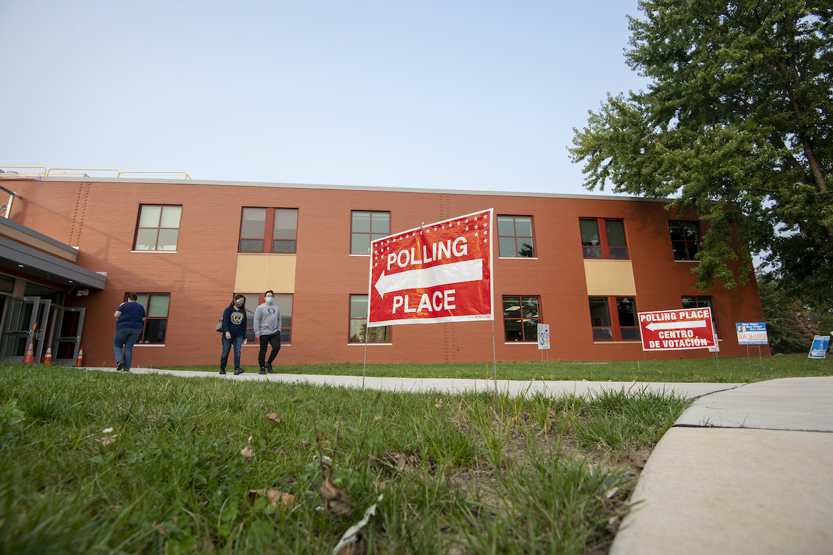 Voter John Vernon Jr. said he's concerned about preserving the democratic process.

Vernon said he’s voting to keep “the American Fascist Party from taking away our right to vote."

via <a href="/zoeread88/">Zoe Read</a> + <a href="/theElizabethEst/">Elizabeth Estrada</a> 

Follow along for live coverage → bit.ly/3UBsIHc
