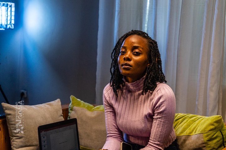 Aucun travail ne vaut celui que l’on fait par passion! 
Faites ce que vous aimez, aimez ce que vous faites. Perfectionnez-vous tous les jours, soyez une inspiration et vivez votre best Life!😉

Blessings✨