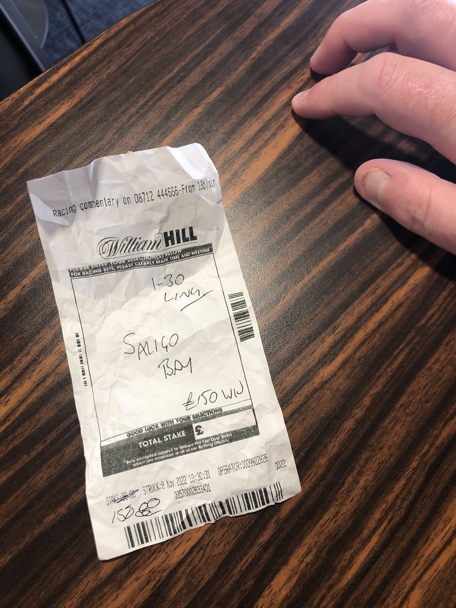 IwForrest's tweet photo. @BHAStewards @LingfieldPark Had to go in bin like https://t.co/jQfDecl78N