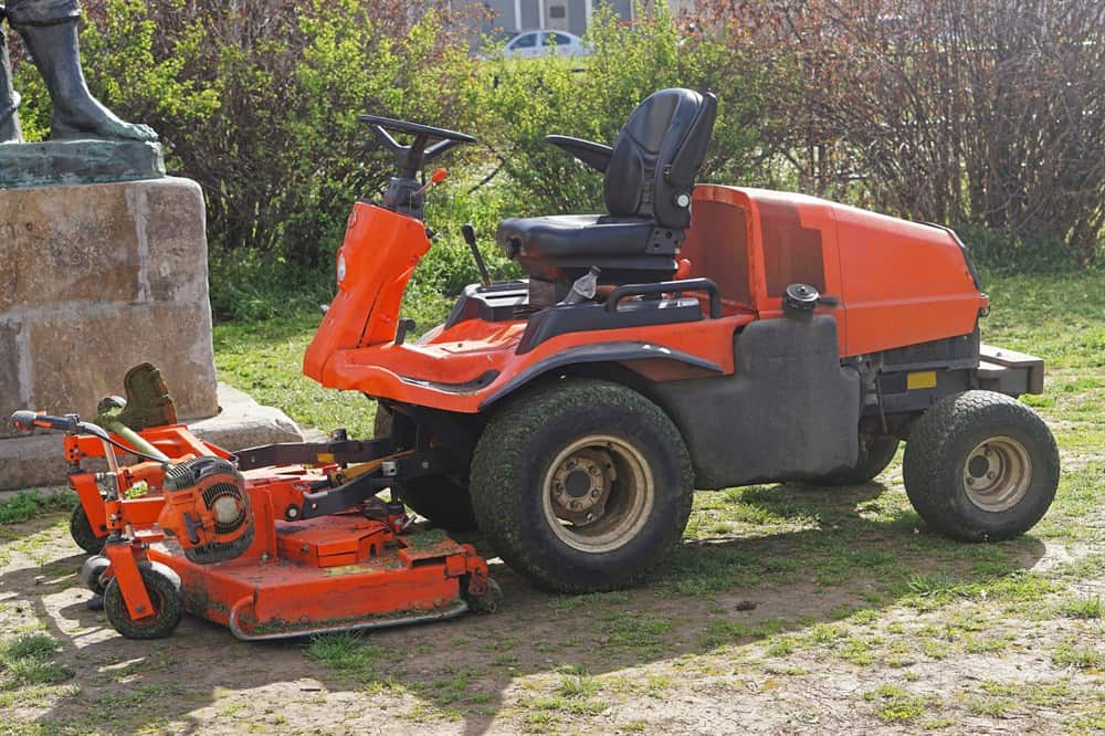 BackyardBella's tweet image. What is a Convertible Mower Deck?
#lawncare #lawnmowers #lawnmower #grass #mowon #garden #turf #LawnDad #DadMode #LawnReno #LawnDIY #DIYlawncare #landscaping #landscapinglife
Read the full article
👇👇👇👇👇👇👇👇

backyardbella.com/lawn-care/what…