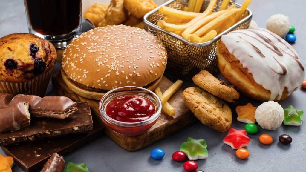 🚨 L'alimentation influence nos décisions 🚨

Des chercheurs l'ont récemment prouvé.

Voici leurs conclusions :