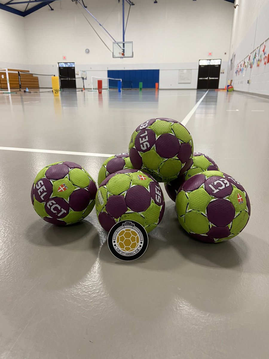 jcouto_ind's tweet photo. Big time SHOUT OUT to our #friends at @flintcitysc for coming through w/ #handballs! You guys rock; #thankful #handball #letsgo https://t.co/uX1go4oZTt