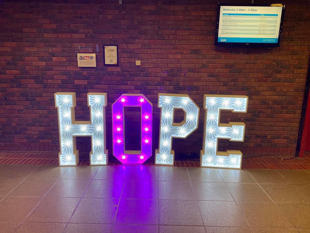 KintsugiHope's tweet photo. Great to be at The Diocese of Peterborough conference! @PatrickReganKH speaking on Hope to 300 leaders!
#bouncingforwards #hope #wellbeing #clergy https://t.co/Hu0LvAQBZx