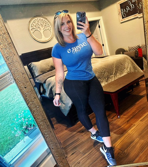 TW Pornstars - Withstand The Weight. Pictures and videos from Twitter